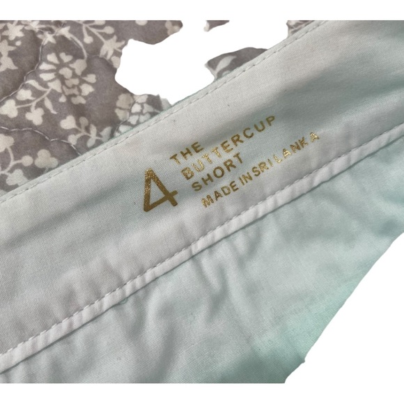 Lilly Pulitzer The Buttercup Short Size 4 Mint Green Scalloped Bottom Shorts - Picture 2 of 9